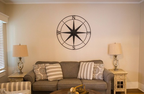 Clemmons Bed & Breakfast | Providence Manor House Bed & Breakfast