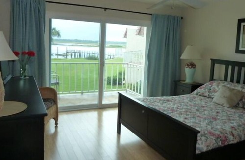 Crescent Beach Condo | Pt.Matanzas.Very clean, beautiful directly on the Intracoastal. Wonderful!