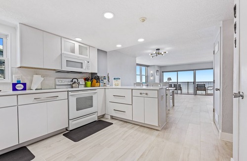 New Smyrna Beach Condo | PT501 Ponce de Leon Towers ~ Beachfront Condo