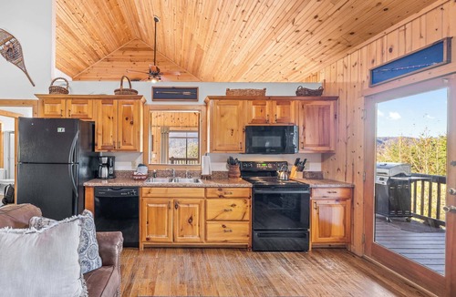 Cleveland Cabin | Purpleaire - 10% OFF or 4th Night Free - Ask for details!