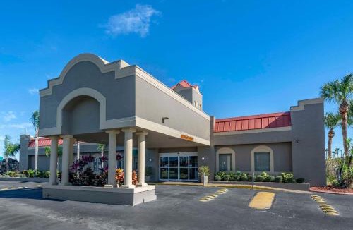 Titusville Hotel | Quality Inn Kennedy Space Center