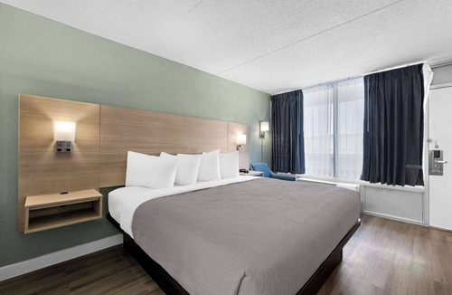 Pennington Bend Hotel | Quality Inn Nashville - Opryland Area