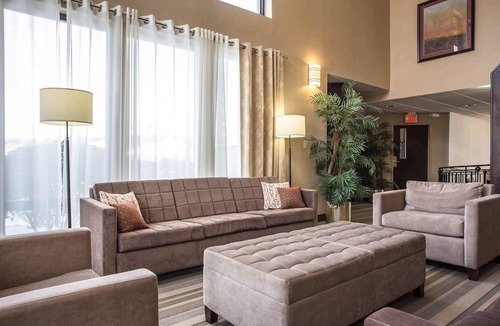 Stallings Hotel | Quality Inn & Suites Matthews