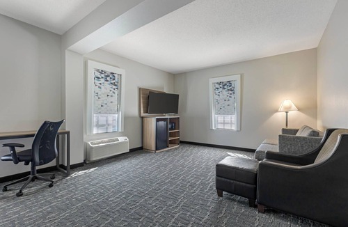 Edgefield Hotel | Quality Inn & Suites Edgefield