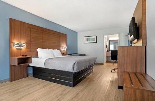 Eufaula Hotel | Quality Inn & Suites near Lake Eufaula