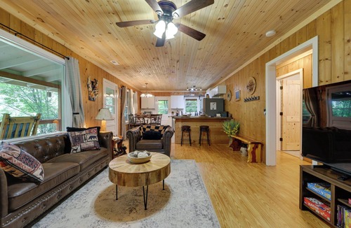 Balsam Cabin | Quiet Family Cabin in Balsam: Hike, Ski, Explore
