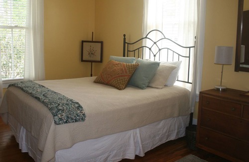 Madison Apartment | Quiet Getaway! Visit Madison Blue Springs State Park or see the Manatee!