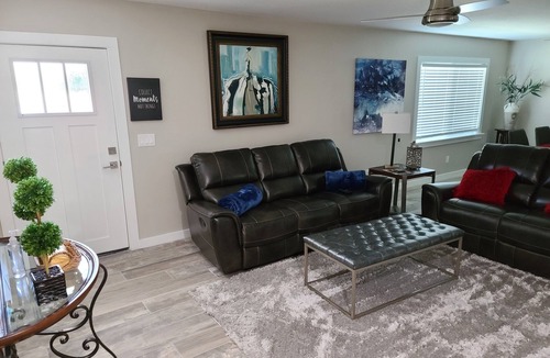 Lake Magdalene House | Quiet Neighborhood and close to all Tampa offers