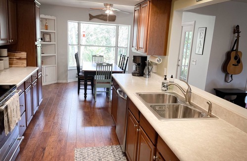 Dunnellon House | Rainbow River Serene Garden House