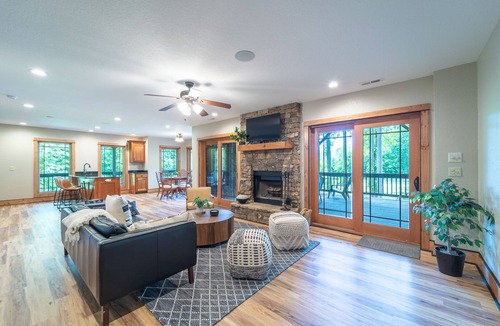 Marble Cabin | Rambling Waters - private upscale mountain cabin!