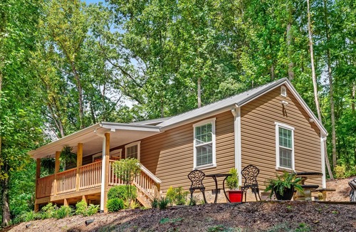 Horse Shoe House | Ranch house in Horse Shoe with mountain views, firepit, & grill