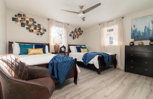 Graham Apartment | Rear deck w/Soaking tub + Wi-Fi & Parking