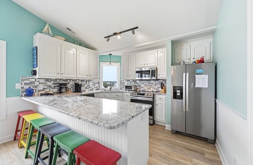 Ocean City Beach House | Recently Updated, 2 King Suites, Community Pool, Private Dock, Tennis Courts