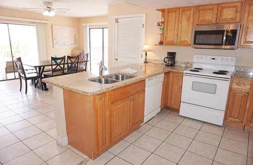 North Redington Beach Condo | Redington Surf Resort 17 Pent House Quaint Beach Front Condo Motel with Gulf Views