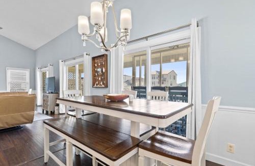 Holden Beach House | Reel 'em Inn home