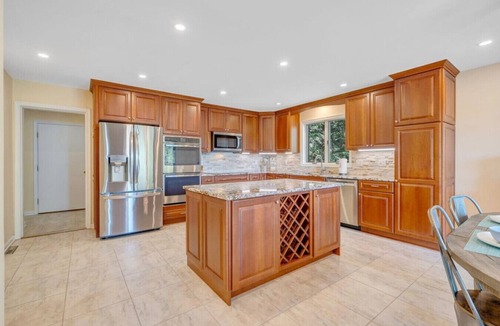 North Shore House | Reel NIce View - Sunset views, Dog-Friendly, Deep Water