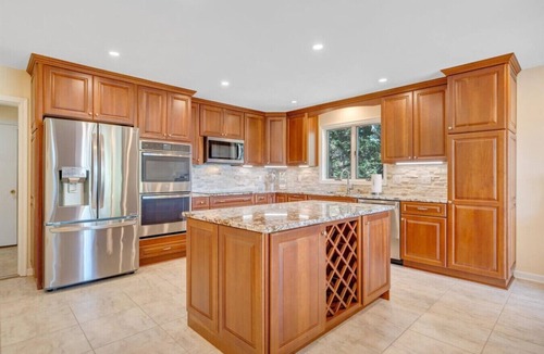North Shore House | Reel NIce View - Sunset views, Dog-Friendly, Deep Water