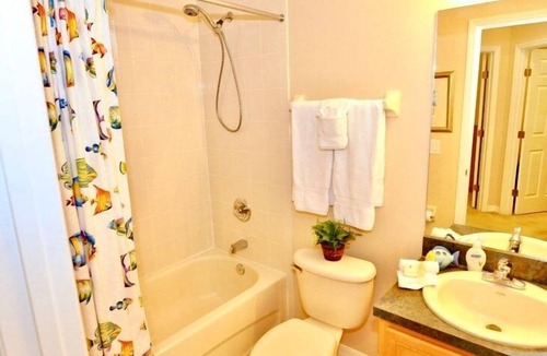 Vizcay House | Ref 48. Luxury villa with own South facing pool