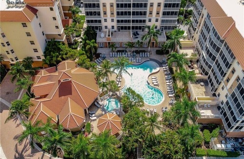 Pelican Bay Condo | Regatta at Vanderbilt, upscale condo - 8 min walk to the beach! Great Bay views!