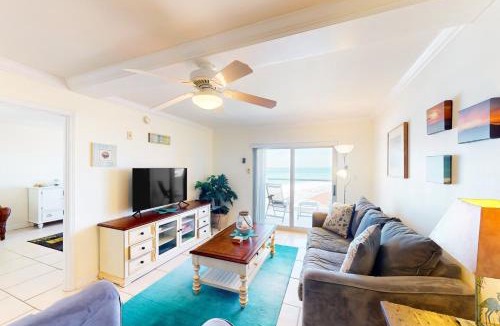 Pensacola Beach Apartment | Regency Towers W 707