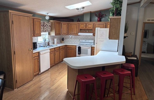 Mariah Hill House | Reindeer Crossing - Prancer Blue - 1.5 mi to HW
