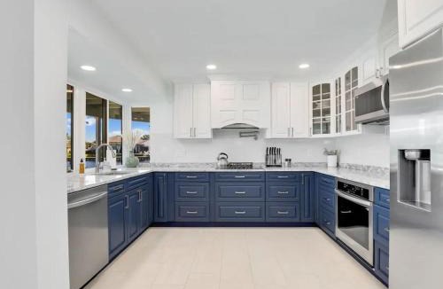 Town and River House | Relax at Lake Breeze 4BR Fort Myers Getaway