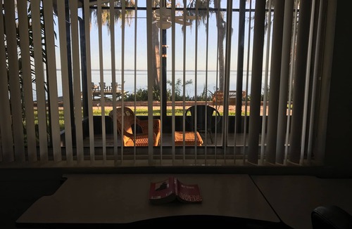 Plymouth House | Relax by Lake Eustis in your cozy 2-bedroom retreat.10%discount for 7 day rental