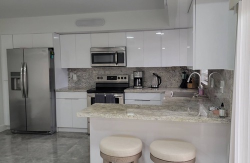 North Lauderdale House | Relax in this quiet and cozy townhouse.Quite neighborhood close to shops,dining.