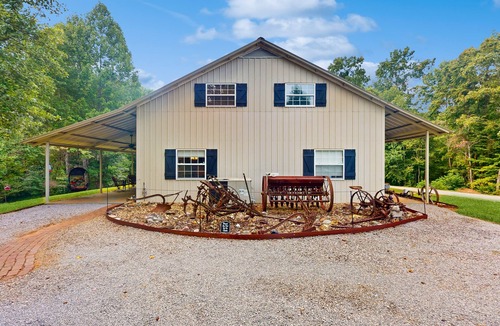 Unaka House | Relax & unwind surrounded by peaceful sounds of nature