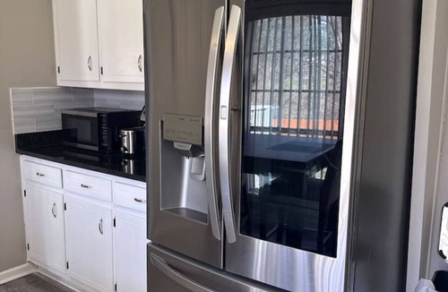 Ellenwood House | Relaxing 3BR/2BA Retreat, Perfect for Families & Groups