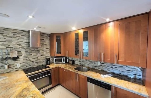 Hollywood South Central Beach Condo | Relaxing Condo at The Tides - Hollywood CS60