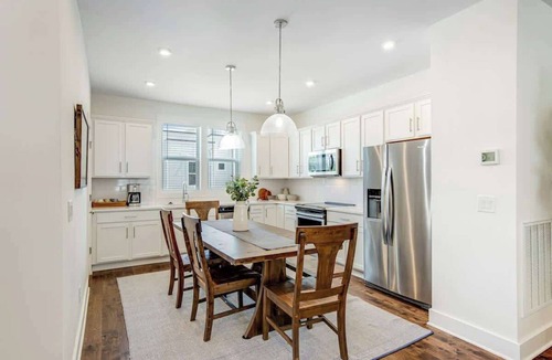 Madison Condo | Relaxing Nashville Family Getaway
