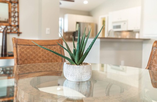 North Fort Myers House | Relaxing Riverfront Escape, Sleeps 4, Electric Vehicle Charging, Pet Friendly!