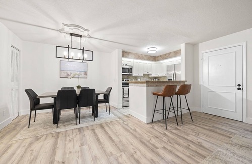 Hunt Club House | Relaxing Three Bedroom in PGA National