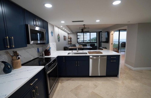 Fort Pierce Shores Condo | Remodeled 2bed/2bath in N. Hutchinson Island.