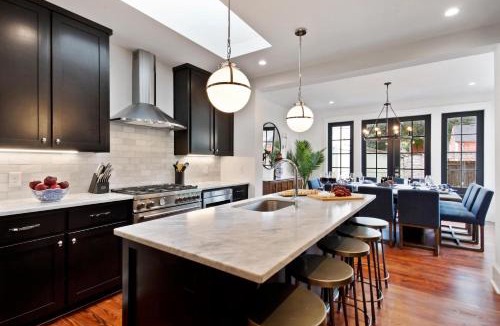 Savannah Victorian District House | Renovated Victorian Home Forsyth Park