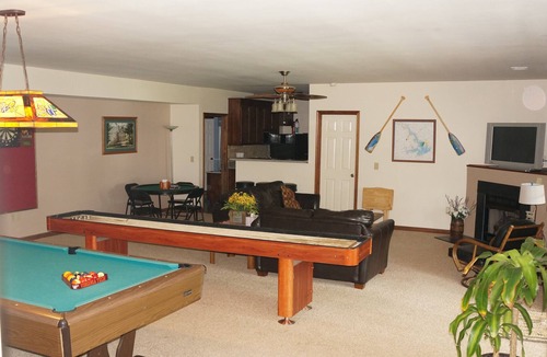 Huddleston House | Reservations blocked. Send inquiry to owner, text, or call for information