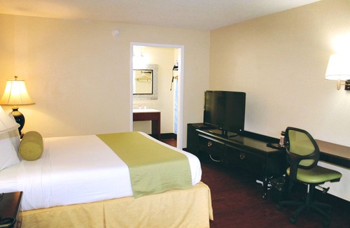 Marianna Hotel | Residence Hub Inn & Suites