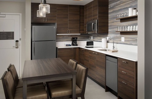 Downtown Jacksonville Hotel | Residence Inn by Marriott Jacksonville Downtown