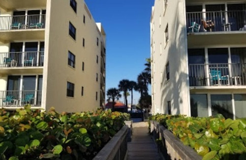 Cocoa Beach Condo | Resort beachfront suite - RIGHT ON Cocoa Beach!