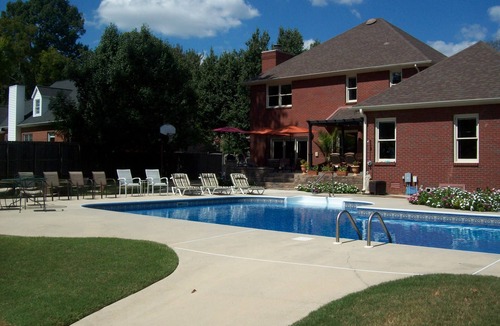 Madison House | 'Resort like stylish home'