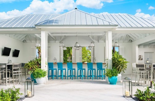 Historic Seaport House | Resort Room with Direct Access to Water Adventures | 3 Suites Ideal for Family