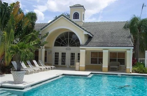 Villas Condo | Resort style Florida living!