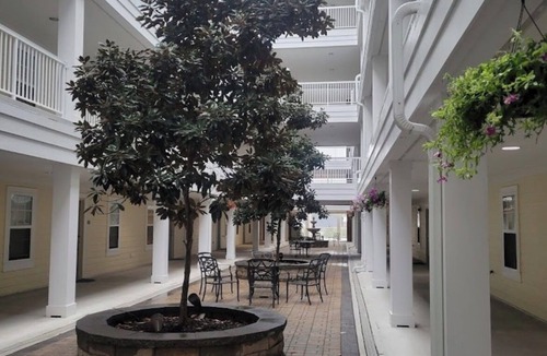 Williamsburg Resort | Resort with 2 bedrooms and AC in lovely Williamsburg