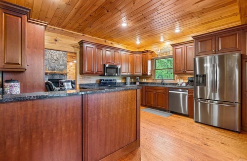 Marion Cabin | Rest at Mountain Crest | Luxury Cabin | Sleeps 20