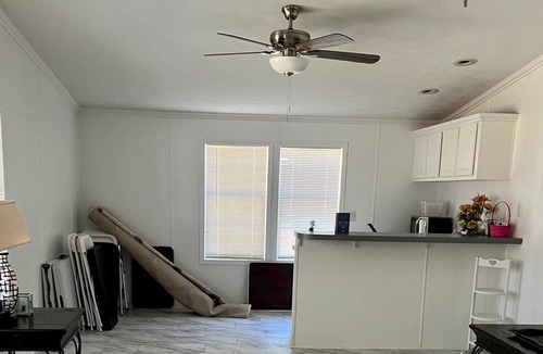 Madison House | Retreat House with 11 beds - 3 min from Blue Springs