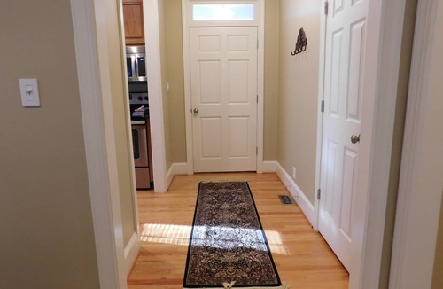Eatonton Cottage | REYNOLDS GOLF COTTAGE. INQUIRE ABOUT OUR LONG-TERM RENTAL TERMS AND PRICING.