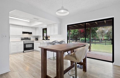 Loxahatchee Groves House | Riders' Haven: Equestrian Escape