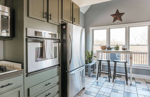 Staunton House | Ridgeview Retreat