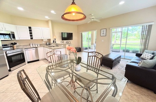 Port Saint Lucie Villa | Right Direction Rentals 2 Bedroom Villa 8332